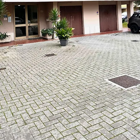 Cisanello Guest house *